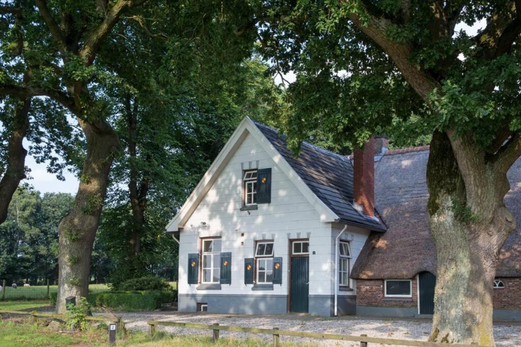 Herberg De Pas Haarle Экстерьер фото